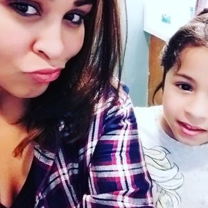 Meet your Posher, Karima